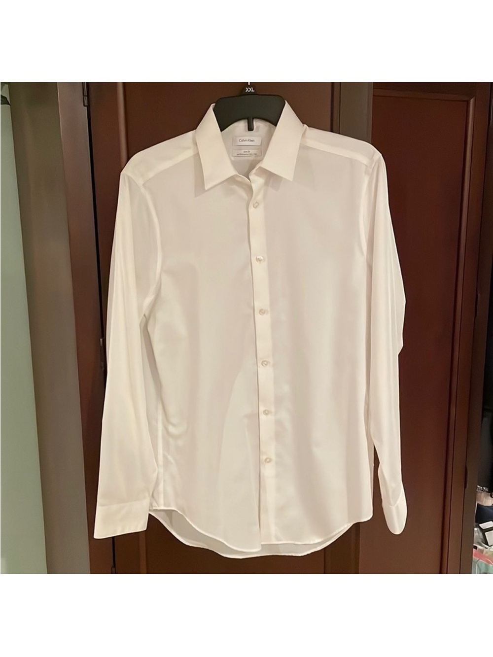 Calvin Klein Men’s White Button-Front Dress Shirt